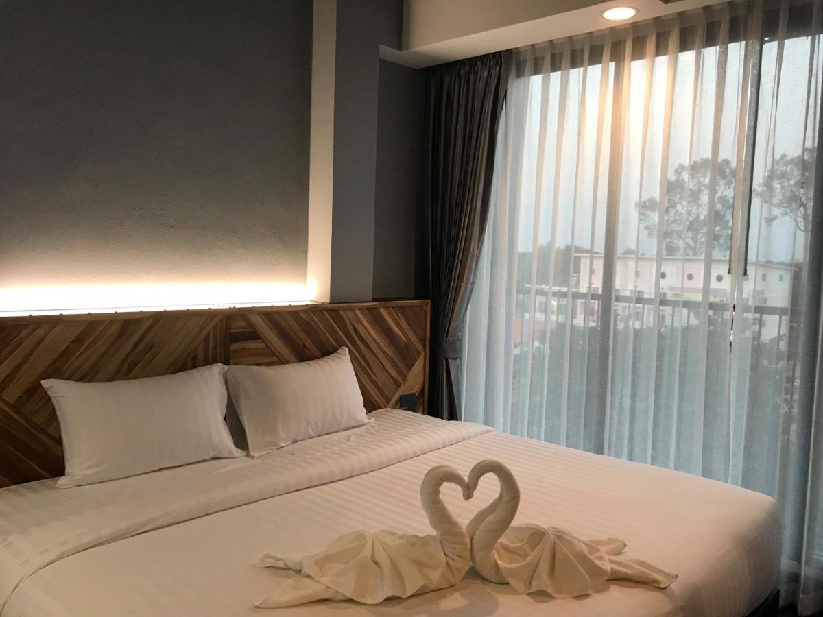Ou Hotel Phitsanulok Εξωτερικό φωτογραφία