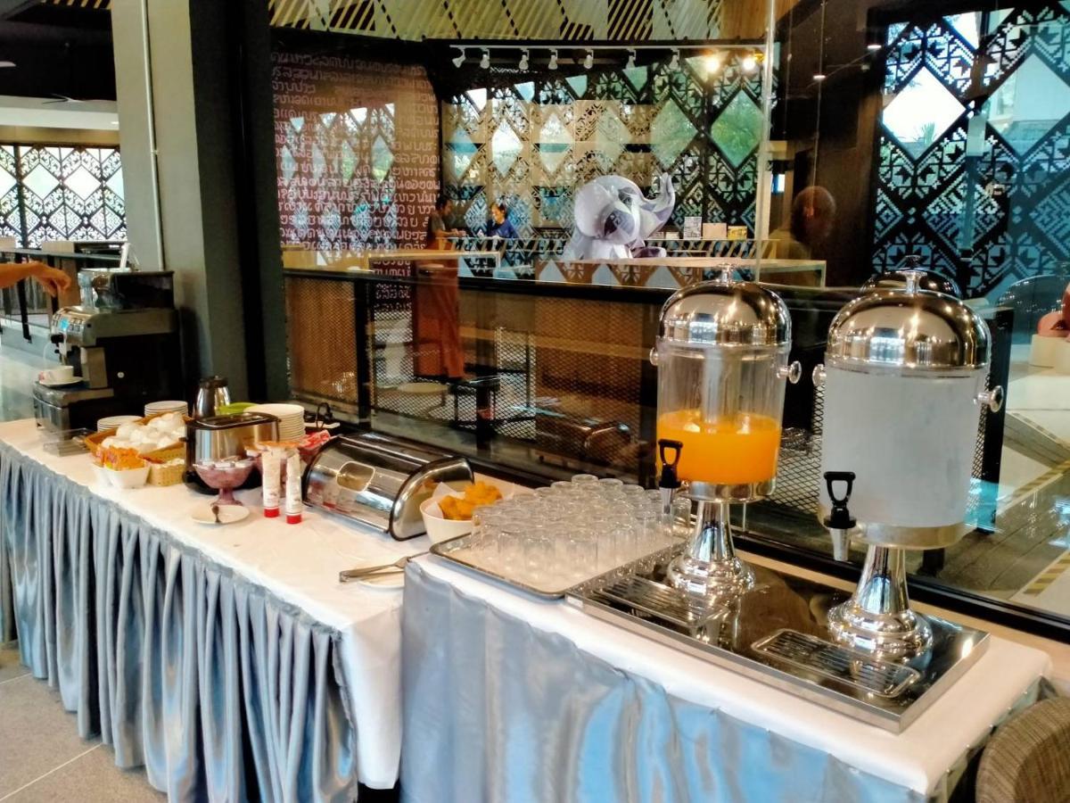 Ou Hotel Phitsanulok Εξωτερικό φωτογραφία